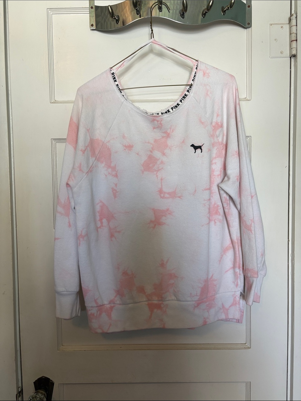 Victoria’s Secret PINK Tie-Dye Pullover Sweatshirt in White & Light Pink Size XS